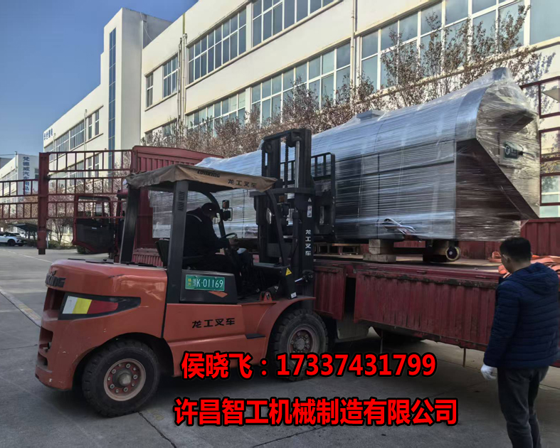 12.4日，许昌智工4米全套生产线专车发货